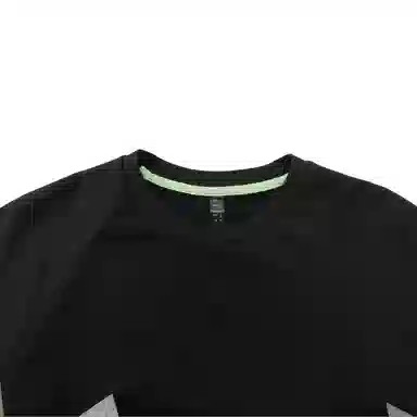 adidas TECH RAIN CREW SWEATSHIRT