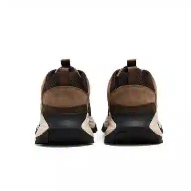 CAMEL ACTIVE