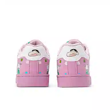 Crayon Shinchan Classic Retro Sneakers