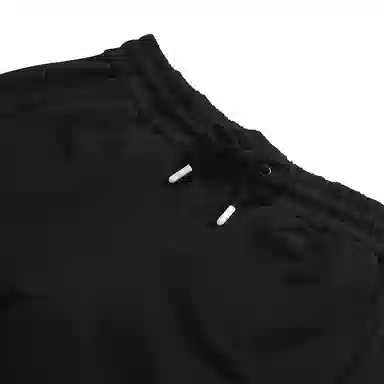 EMPORIO ARMANI SS23 EA7 Logo