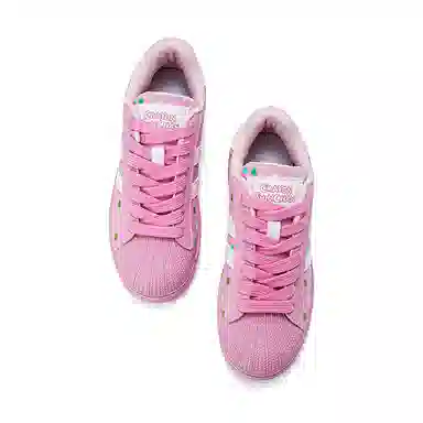 Crayon Shinchan Classic Retro Sneakers