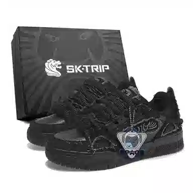 SK.TRIP Burgundy Low Sneakers