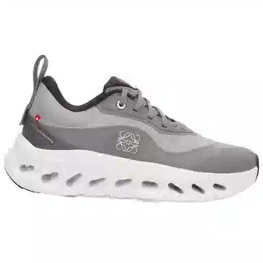 On x LOEWE Cloudtilt 2.0