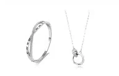 RINGLOVE ins