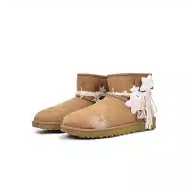 UGG CLASSIC MINI