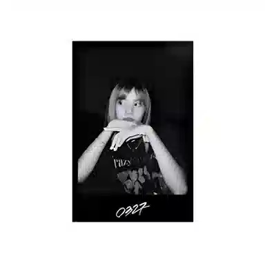 YG Entertainment LISA PB 1.0 K4