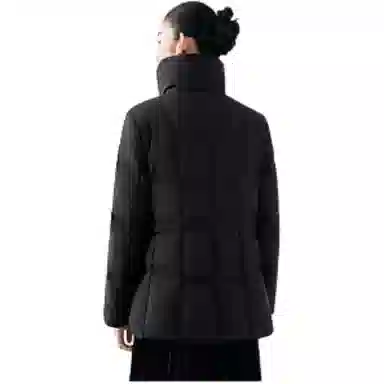 波司登 纯色修身翻领短款休闲长袖羽绒服 女款 栀子白