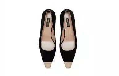 NINE WEST