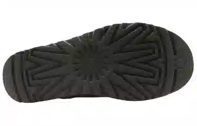 UGG Classic Short Chocolate