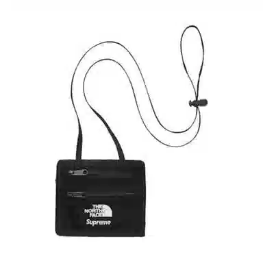 Supreme Supreme FW18 Expedition Travel Walle LOGO