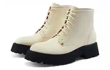 NINE WEST