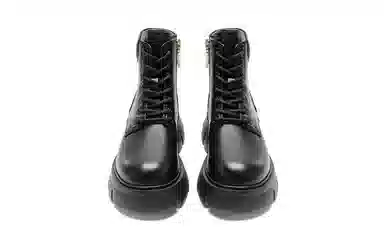 NINE WEST