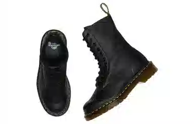 Dr. Martens 1490