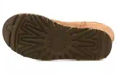 UGG CLASSIC SHORT