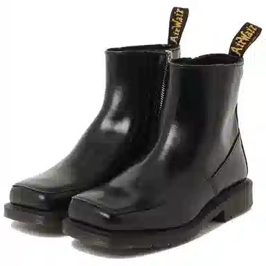 Dr. Martens