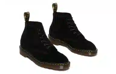 Dr. Martens 101 Suede