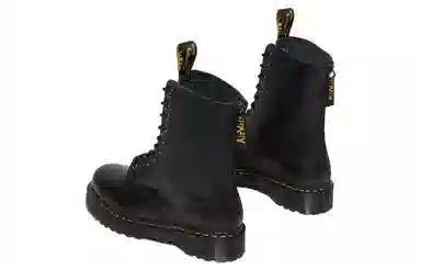 Dr. Martens 1490