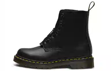 Dr. Martens 1460 Pascal Front Black