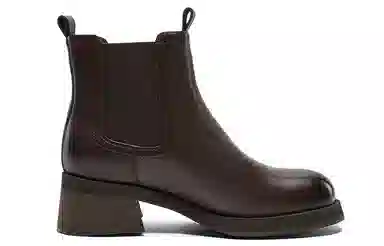 NINE WEST