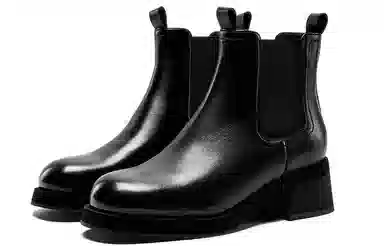 NINE WEST