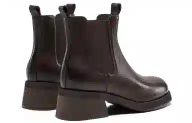 NINE WEST