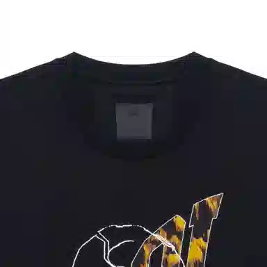 GIVENCHY T