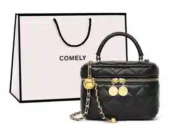 COMELY Handbag Black