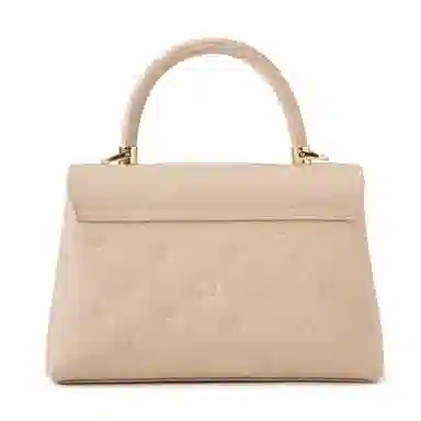 ELLE