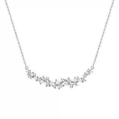 【圣诞跨年送礼】 中国珠宝 紫藤花 摇曳花枝为灵感 散发出高级优雅的魅力 代表着彼此缱绻的羁绊 和一份追求浪漫美好的勇气 足银 项链 女款