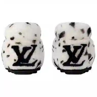 LOUIS VUITTON Lv Footprint