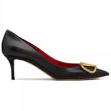 Valentino Vlogo Signature