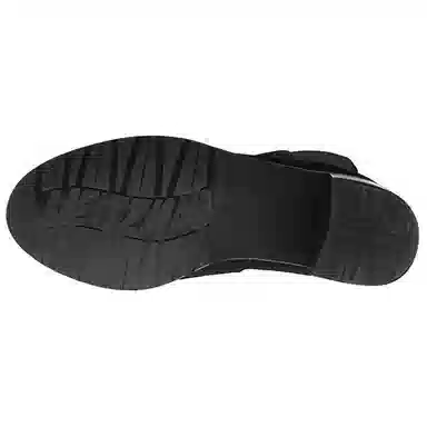 stuart weitzmanSW 5050