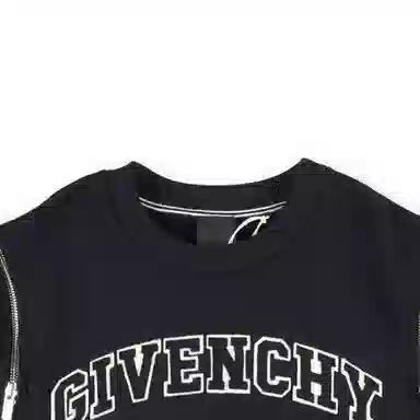 Givenchy FW22