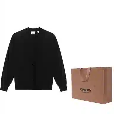 Burberry FW23 V