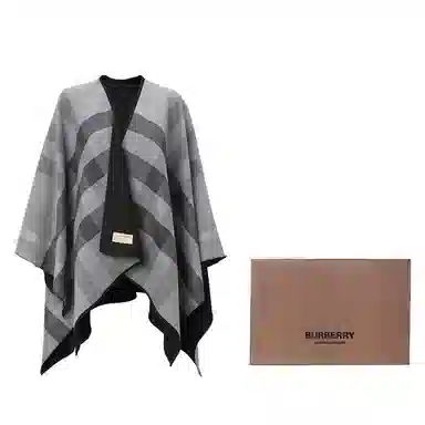 Burberry FW22 Wool Reversible Poncho Jacket Charcoal