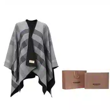 Burberry FW22 Wool Reversible Poncho Jacket Charcoal
