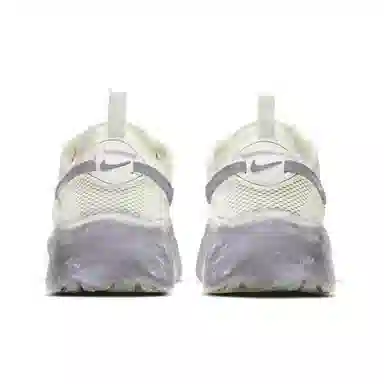 Nike TC 7900
