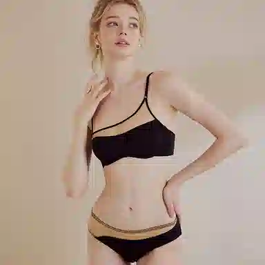 内在密码 无痕防走光内衣女夏薄款显小胸软钢圈防下垂法式性感辣妹半杯文胸套装