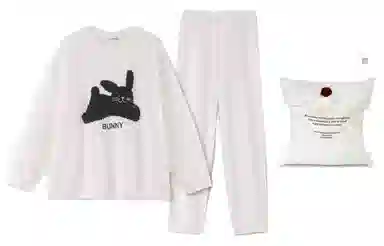 夏芬妍 简约甜美风可爱奔跑小猫咪半边绒圆领家居服加厚亲肤休闲舒适长袖长裤可外穿秋冬款睡衣套装 女款 礼袋装 白色