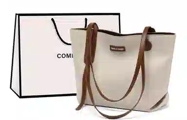 COMELY Tote