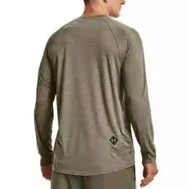 Under Armour T
