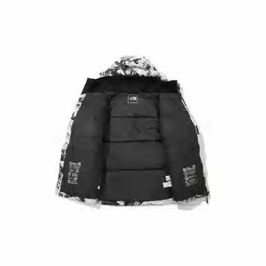 The North Face FW22 Snow Mountain White