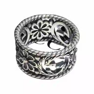 GUCCI Interlocking G