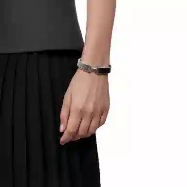 HERMES Clic HH so black