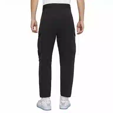 Nike Sportswear Tech Essentials