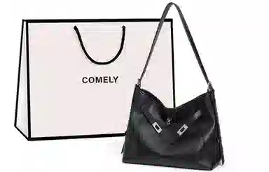 COMELY Tote