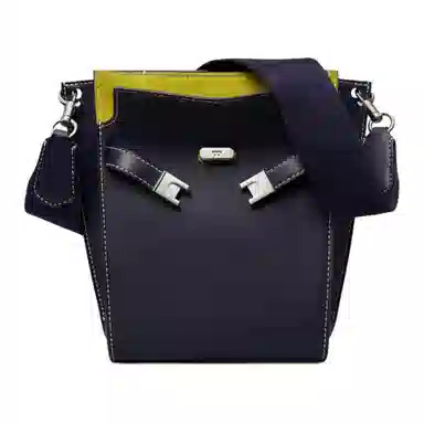 TORY BURCH Lee Radziwill 18