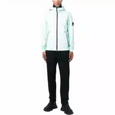 STONE ISLAND LIGHT SOFT SHELL-R