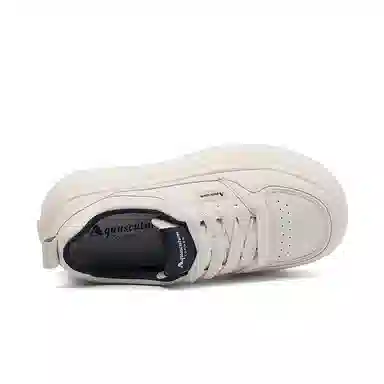 AQUASCUTUM