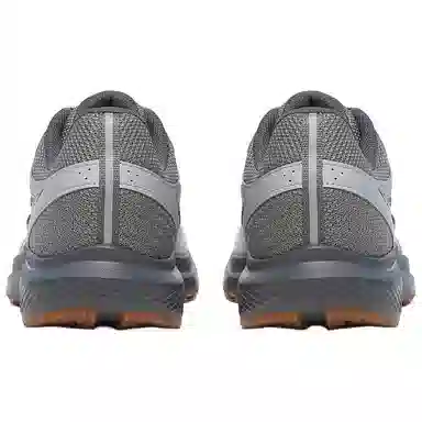 Saucony Cohesion 17